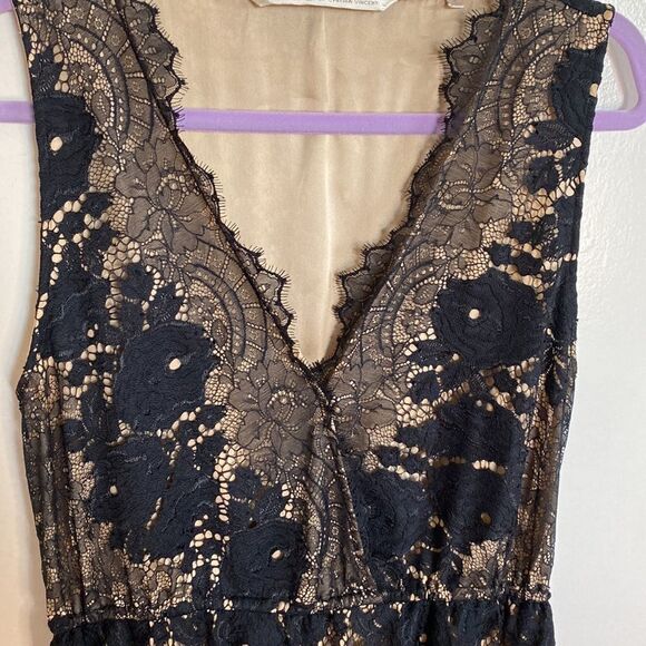 Twelfth Street by Cynthia Vincent- Sleeveless Lace Maxi Dress- Size Medium - Picture 8 of 17